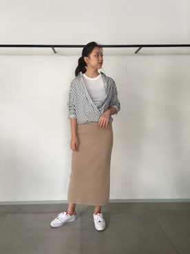 「Guess（ゲス）のアイテム（スニーカー）」を使った、みずきさん（レディース・168cm）の夏コーディネート