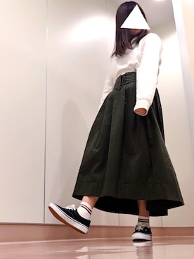 「Right-on（ライトオン）の【BACK NUMBER】ウエストレースアップデニムフレアスカート （スカート、グリーン系）」を使った、haruharuさん（レディース・156cm）の秋コーディネート