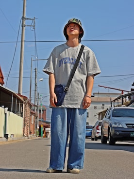 「アイテム（メッセンジャーバッグ、ブルー系）」を使った、   bb_stgさん（メンズ・171cm）の春コーディネート