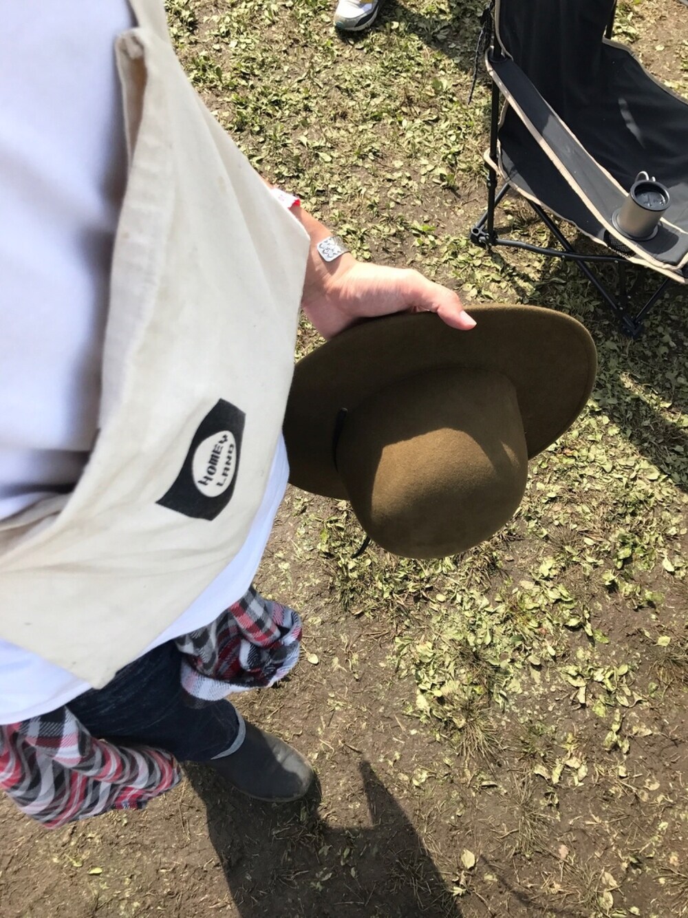 「カジュアル、ootd、フェススタイル、ネルシャツ、古着、デニム、古着MIX、ブーツ、ハット、Homeyland」｜「BRIXTONのBRIXTON HAT TILLER RUST  （ハット、ブラウン系）」を使った、macoさん（メンズ・180cm）の秋コーディネートの1枚目の写真