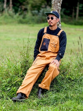 「outfit」｜「アイテム（サロペット/オーバーオール）」を使った、macoさん（メンズ・180cm）の秋コーディネート