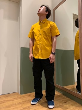 「マスタード」｜「アイテム（スリッポン）」を使った、松下晋弥さん（メンズ・168cm）の夏コーディネート