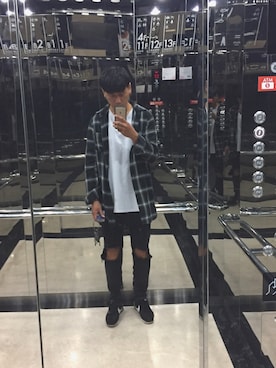 「素T」｜范庭維さん（メンズ・180cm）の冬コーディネート