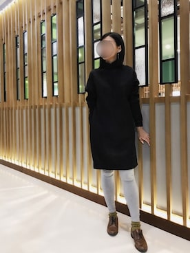 「COS（コス）のアイテム（オールインワン・サロペット）」を使った、ｊｙさん（レディース・163cm）の冬コーディネート