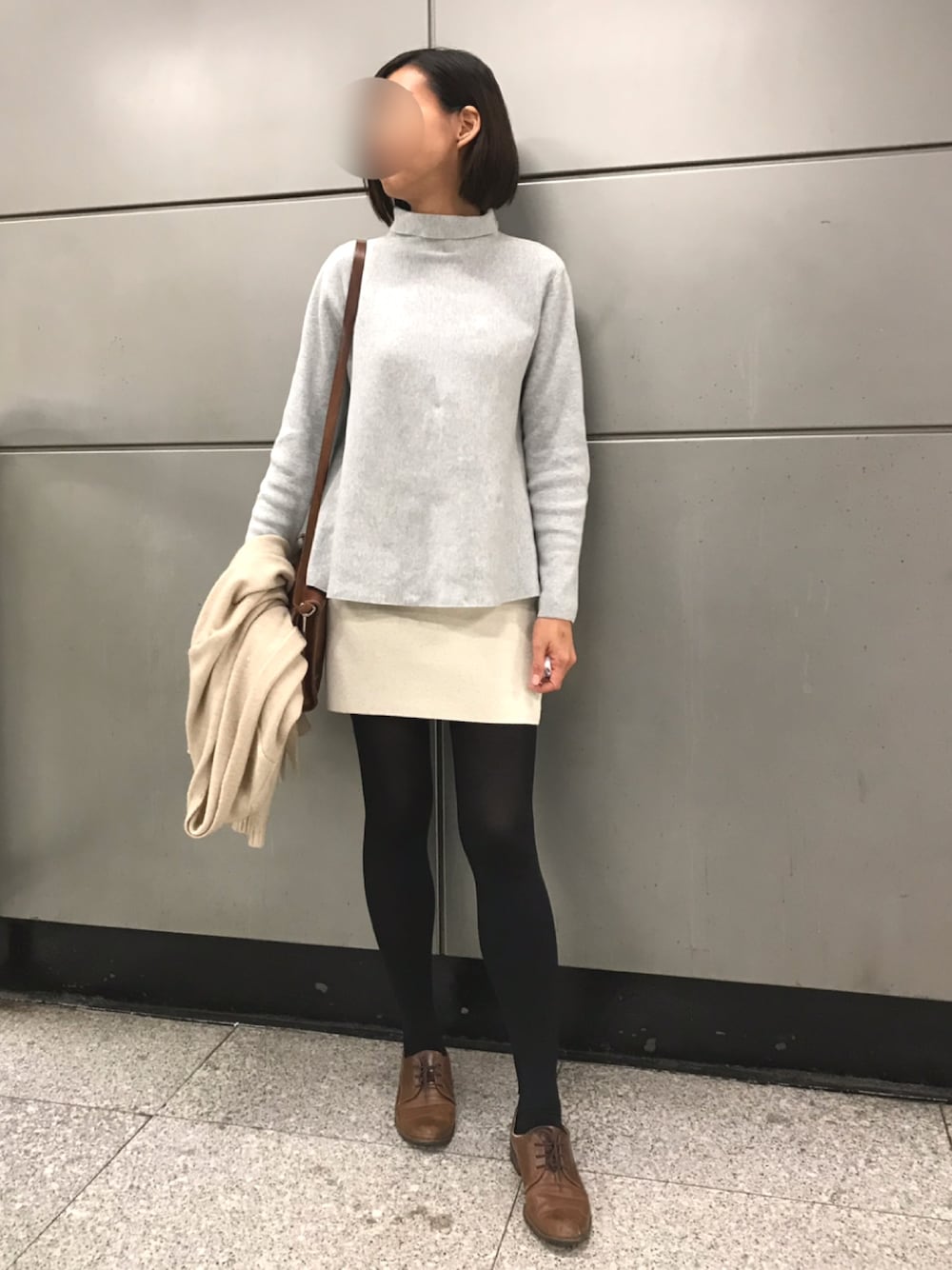 「autumn look、autumn style、autumn ootd、autumn outfit、COS」｜「COSのアイテム（トップス、グレー系）」を使った、ｊｙさん（レディース・163cm）の秋コーディネートの1枚目の写真