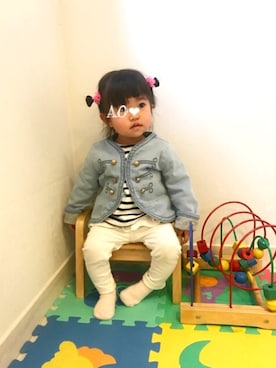 「petit main」｜「アイテム（デニムジャケット）」を使った、AO❤︎さん（キッズ・70cm）の春コーディネート