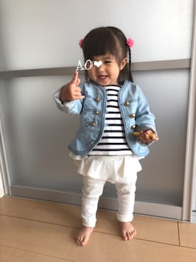 「petit main」｜「アイテム（デニムジャケット）」を使った、AO❤︎さん（キッズ・70cm）の春コーディネート