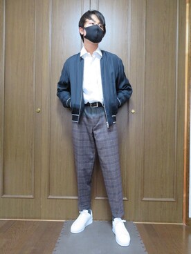 「kolor（カラー）のアイテム（スラックス）」を使った、yuyaさん（メンズ・170cm）の春コーディネート