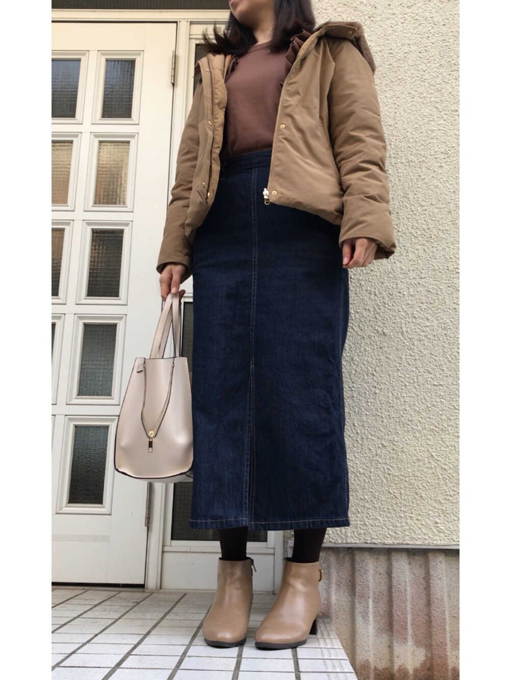 「a.v.v、GU、グローバルワーク(GLOBAL WORK)、Avail、プチプラ、プチプラコーデ、デニムスカート、きれいめカジュアル」｜「GUのアイテム（デニムスカート、ブルー系）」を使った、maiさん（レディース・164cm）の冬コーディネートの1枚目の写真