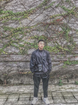 「NIKE（ナイキ）のアイテム（マウンテンパーカー）」を使った、LinZ🇹🇼さん（メンズ・166cm）の春コーディネート