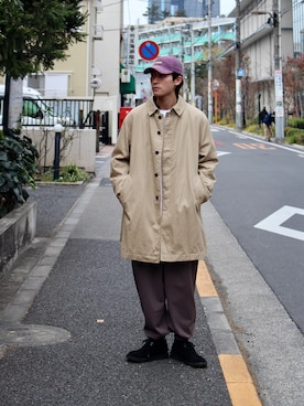 「clarks」｜「アイテム（ステンカラーコート）」を使った、Yagi🐐さん（メンズ・173cm）の冬コーディネート