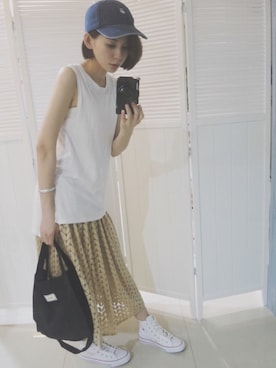 「SQUAD（スクアッド）のアイテム（帽子）」を使った、Cathy Changさん（レディース・156cm）の夏コーディネート