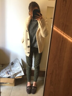 「AZUL by moussy（アズールバイマウジー）のストレッチツイルスキニーパンツ（その他パンツ）」を使った、はらぺこあおむしさん（レディース・157cm）の冬コーディネート