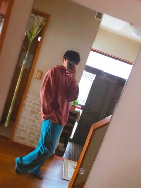 「アイテム（スマホケース/カバー）」を使った、たくぽんさん（メンズ・171cm・10代）の秋コーディネート