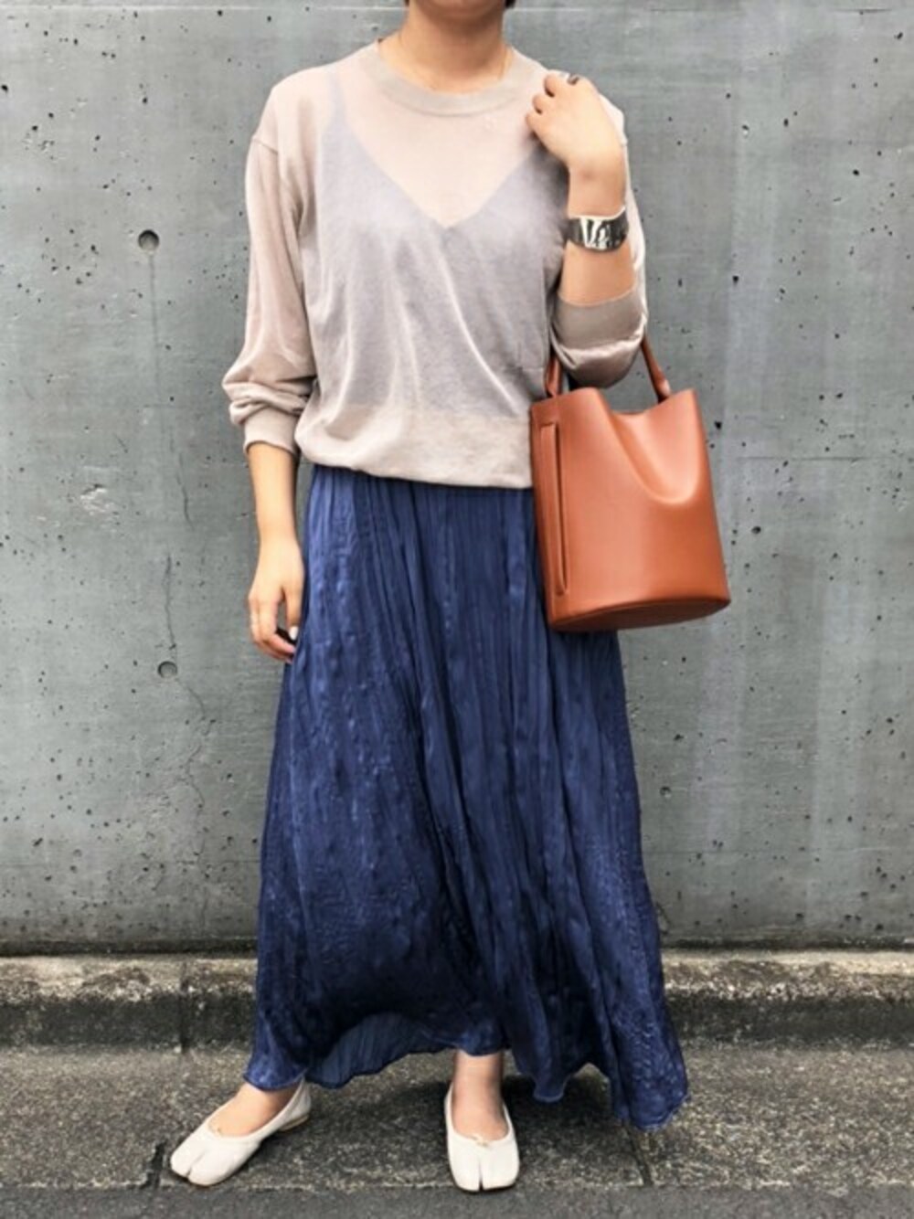 「ワンピース、きれいめコーディネート、ファッション、ootd、オトナカジュアル、オトナ女子、シエナ、stylebar、Ciena、ワッシャープリーツ」｜「CIENAの【CIENA】ワッシャープリーツキャミワンピース（ワンピース、ブルー系）」を使った、STYLEDOORさん（レディース・158cm）の秋コーディネートの1枚目の写真