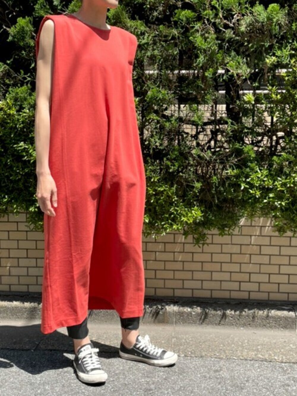「ワンピース、きれいめコーディネート、オレンジ、ootd、オトナカジュアル、カットソーワンピース、肩パット、シエナ、stylebar、Ciena」｜「CIENAの[CIENA]肩パットカットソーワンピース（ワンピース、オレンジ系）」を使った、STYLEDOORさん（レディース・163cm）の春コーディネートの1枚目の写真