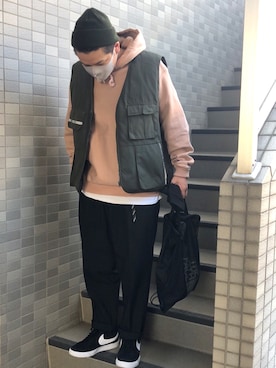 「アイテム（ダウンベスト）」を使った、50tatsuyaさん（メンズ・175cm）の冬コーディネート