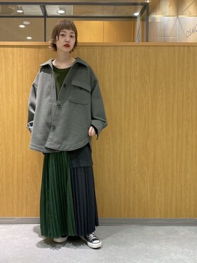 「OSMOSIS（オズモーシス）のアイテム（ステンカラーコート）」を使った、Seikaさん（レディース・160cm）の秋コーディネート