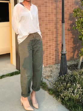 「ワークパンツ」｜「アイテム（パンプス）」を使った、Mottyさん（レディース・163cm）の春コーディネート