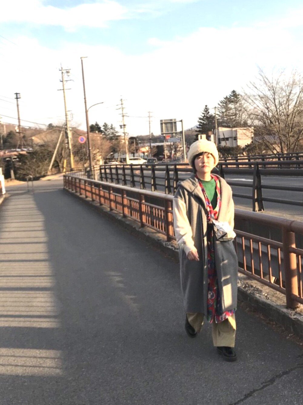 「KBFのKBF　フードミリタリーコート（モッズコート、グレー系）」を使った、ま やさん（レディース・155cm）の冬コーディネートの1枚目の写真