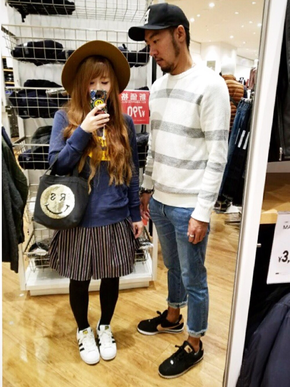 「サーフ、シンプルコーデ、カジュアルコーデ、ラフ、ベイフロー(BAYFLOW)、NIKE、ナイキ、EDWIN、きりっぱなし、キャップ」｜「NIKEのNIKE CORTEZ BASIC LEATHER PREMIUM（スニーカー、ブラック系）」を使った、KENFINITY 70さん（メンズ・180cm）の冬コーディネートの1枚目の写真