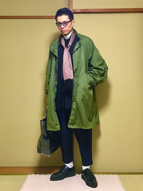 「古着」|搭配绿色系单品的时尚穿搭总览