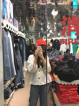 「MONKI（モンキ）のアイテム（帽子）」を使った、Hikoさん（レディース・158cm）の春コーディネート