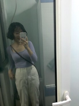「Abercrombie&Fitch（アバークロンビーアンドフィッチ）のアイテム（ニット/セーター）」を使った、Hikoさん（レディース・158cm）の秋コーディネート