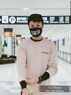 「travel」｜「アイテム（腕時計）」を使った、Darren xxxさん（メンズ・183cm）の春コーディネート