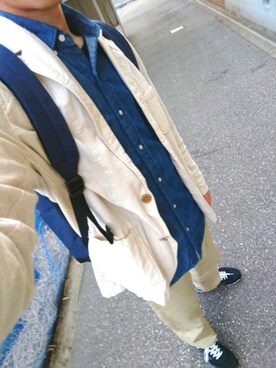 バックパック リュックを使った 白ジャケット のメンズ人気ファッションコーディネート Wear