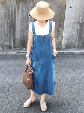 「麦わら帽子」｜「アイテム（ジャンパースカート）」を使った、きゃなおさん（レディース・155cm）の夏コーディネート