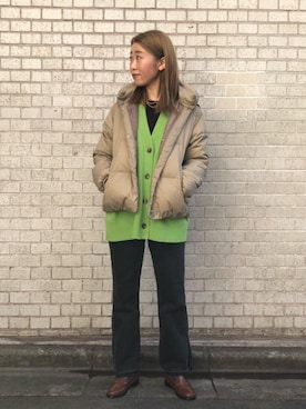 「Tシャツ/カットソー」｜「アイテム（ダウンジャケット/コート）」を使った、Nao Takahashiさん（レディース・164cm）の冬コーディネート