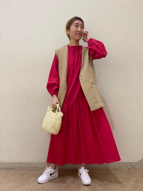 Nao Takahashi ビューティ ユース ユナイテッドアローズ 新宿ウィメンズストア Beauty Youth United Arrowsの ワンピースを使ったコーディネート Wear