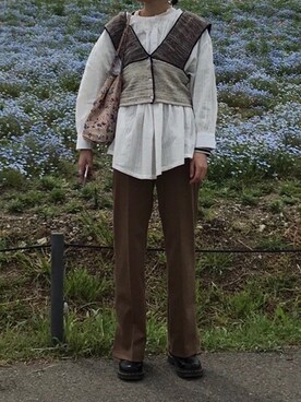 「アイテム（その他トップス、ブラウン系）」を使った、sakiさん（レディース・165cm）の春コーディネート