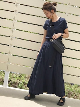 「MARC JACOBS（マークジェイコブス）のアイテム（メッセンジャーバッグ）」を使った、amiさん（レディース・163cm）の夏コーディネート