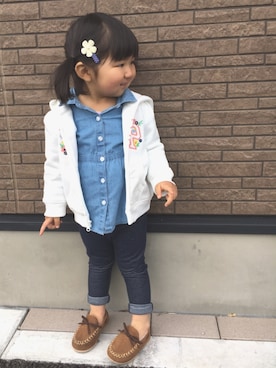 「babygap」｜「アイテム（モカシン/デッキシューズ）」を使った、しーさん（キッズ・80cm）の春コーディネート