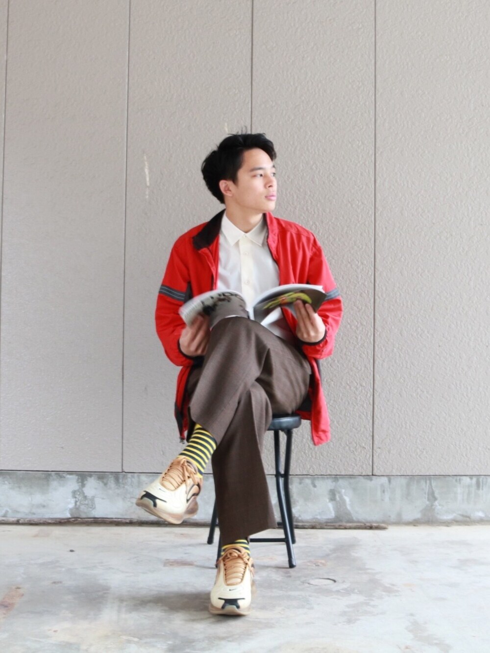 「平成最後のWEARISTAセンバツ、maisonspecial、古着、古着MIX、ナイロンジャケット、チェック、チェックパンツ、エアマックス、AIRMAX720、ボーダー」｜「NIKEのアイテム（ナイロンジャケット、レッド系）」を使った、tomaさん（メンズ・179cm）の春コーディネートの1枚目の写真
