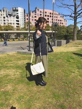 「THE NERDYS（ザ ナーディーズ）のアイテム（デニムジャケット、ブルー系）」を使った、Ayaさん（レディース・148cm）の春コーディネート