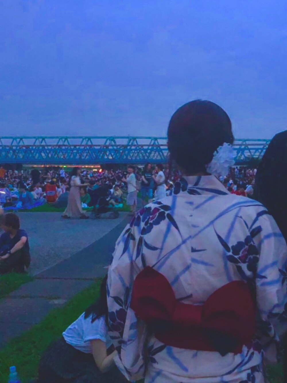 「浴衣、夏、浴衣女子、花火大会、花火大会コーデ」｜「GRLの3点セットぼかしフラワーレトロ浴衣（浴衣、ホワイト系）」を使った、shimoさん（レディース・156cm）の秋コーディネートの1枚目の写真