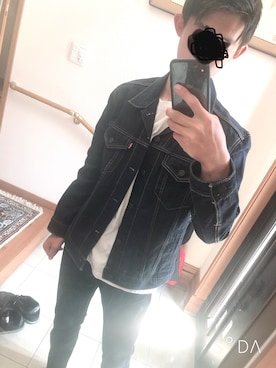 エシダイさんの（Levi's | リーバイス）を使ったコーディネート