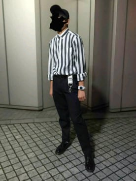 「Y-3（ワイスリー）のアイテム（財布/小物）」を使った、ロッキー  さん（メンズ・178cm）の秋コーディネート