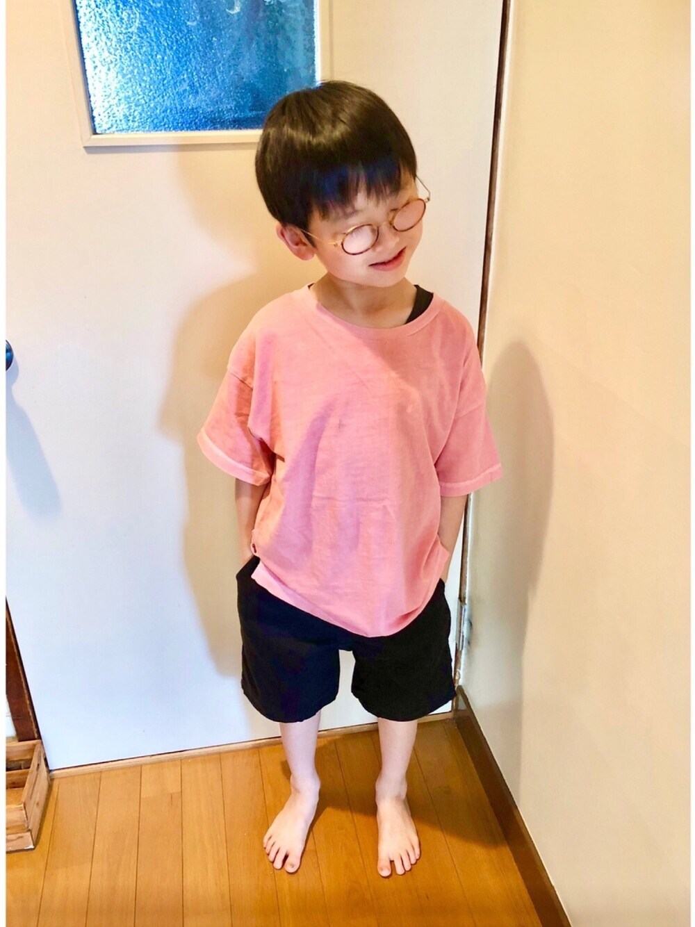 「カジュアル、今日のコーデ、休日スタイル、ラフ、プチプラ、春夏コーデ、着回しコーデ、ナチュラル、ピンク、シンプルコーデ」｜「Birthdayのアイテム（その他パンツ、ブラック系）」を使った、naomamaさん（キッズ・120cm）の春コーディネートの1枚目の写真