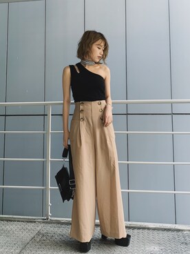 早久都加紗さんのコーディネート