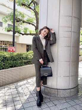 「MURUA（ムルーア）のアイテム（テーラードジャケット）」を使った、早久都加紗さん（レディース・158cm）の秋コーディネート