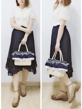 「axes femme（アクシーズファム）のアイテム（かごバッグ）」を使った、初橒Kumoomooさん（レディース・168cm）の夏コーディネート