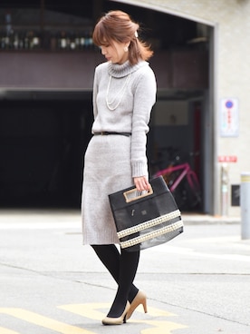 「アイテム（バレッタ/ヘアクリップ）」を使った、なつきさん（レディース・159cm）の冬コーディネート