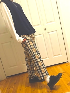 「チェック柄に恋してる」｜「アイテム（その他トップス）」を使った、ピョンスさん（メンズ・181cm）の秋コーディネート
