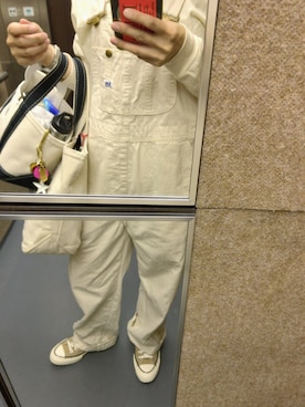 「チャックテイラー」｜「アイテム（サロペット/オーバーオール）」を使った、miiiさん（レディース・154cm）の春コーディネート