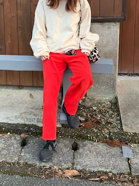 「Girls Don't Cry（ガールズドントクライ）のアイテム（スウェット、ホワイト系）」を使った、syks9721さん（レディース・154cm）の冬コーディネート