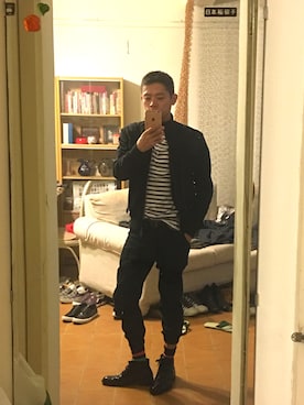 「TOPMAN（トップマン）のアイテム（レッグウェア）」を使った、Julian Taiさん（メンズ・174cm）の夏コーディネート